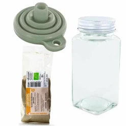 AROMANDISE - Flacon à épices poudreur + entonnoir + cardamome verte moulue 50 g