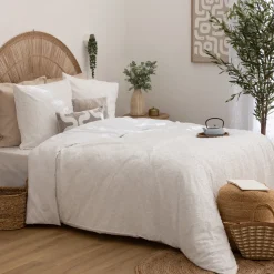 ATMOSPHERA CREATEUR D'INTERIEUR - Parure de lit 3 pièces "swan" jacquard blanc 260x240cm