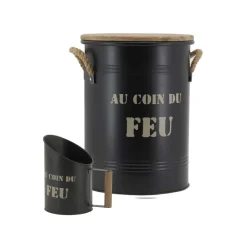 AUBRY GASPARD - Tabouret et seau à pellets avec pelle au coin du feu métal laqué au coin du feu