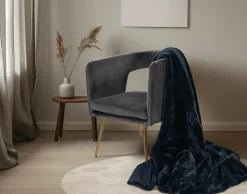 BEST MOBILIER - Joy - plaid - 150x200cm - en fausse fourrure