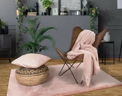 BEST MOBILIER - Joy - plaid - 150x200cm - en fausse fourrure