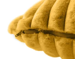 BEST MOBILIER - Sierra - coussin - en fausse fourrure côtelé - 60x60 cm