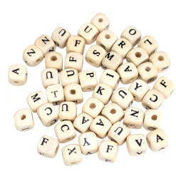 C' TOP - Perles de Bois en lettres carrées - 1cm - 102 pièces