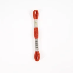 DMC - Fil de laine organique à broder Eco Vita 360 coloris 305 rouge -16m