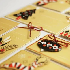 GLOBAL GIFT - 8 étiquettes cadeaux autocollantes - noël scandinave kraft