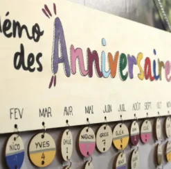 GRAINE CRÉATIVE - Calendrier des anniversaires en bois 40 x 12 cm