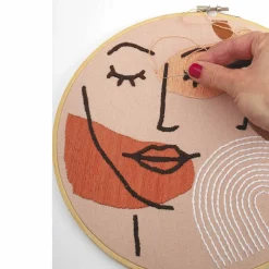 GRAINE CRÉATIVE - Kit broderie décorative visage line art