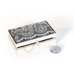 GRAINE CRÉATIVE - Pochoir pâte polymère dentelle florale 11,4 x 15,3 cm