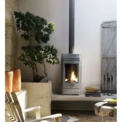 INVICTA - Poele a bois invicta chatel - puissance optimale: 8 kw - max: 12 kw- bûches 34 cm max - fonte - fabriqué en france - ecodesign