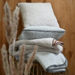 LOVELY CASA - Lovely casa - coussin carré fausse fourrure