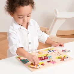 NEW CLASSIC TOYS - Puzzle ferme 8 pcs