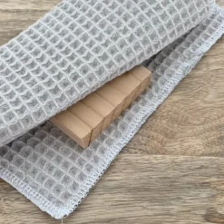 REDECKER - Sachet de 4 plaquettes en bois de cèdre anti-mites pour le linge