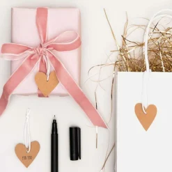 RICO DESIGN - 24 étiquettes à suspendre petits coeurs kraft