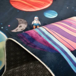 UNAMOURDETAPIS - Tapis enfant 120x170 6tem bleu, très doux et facile d'entretien